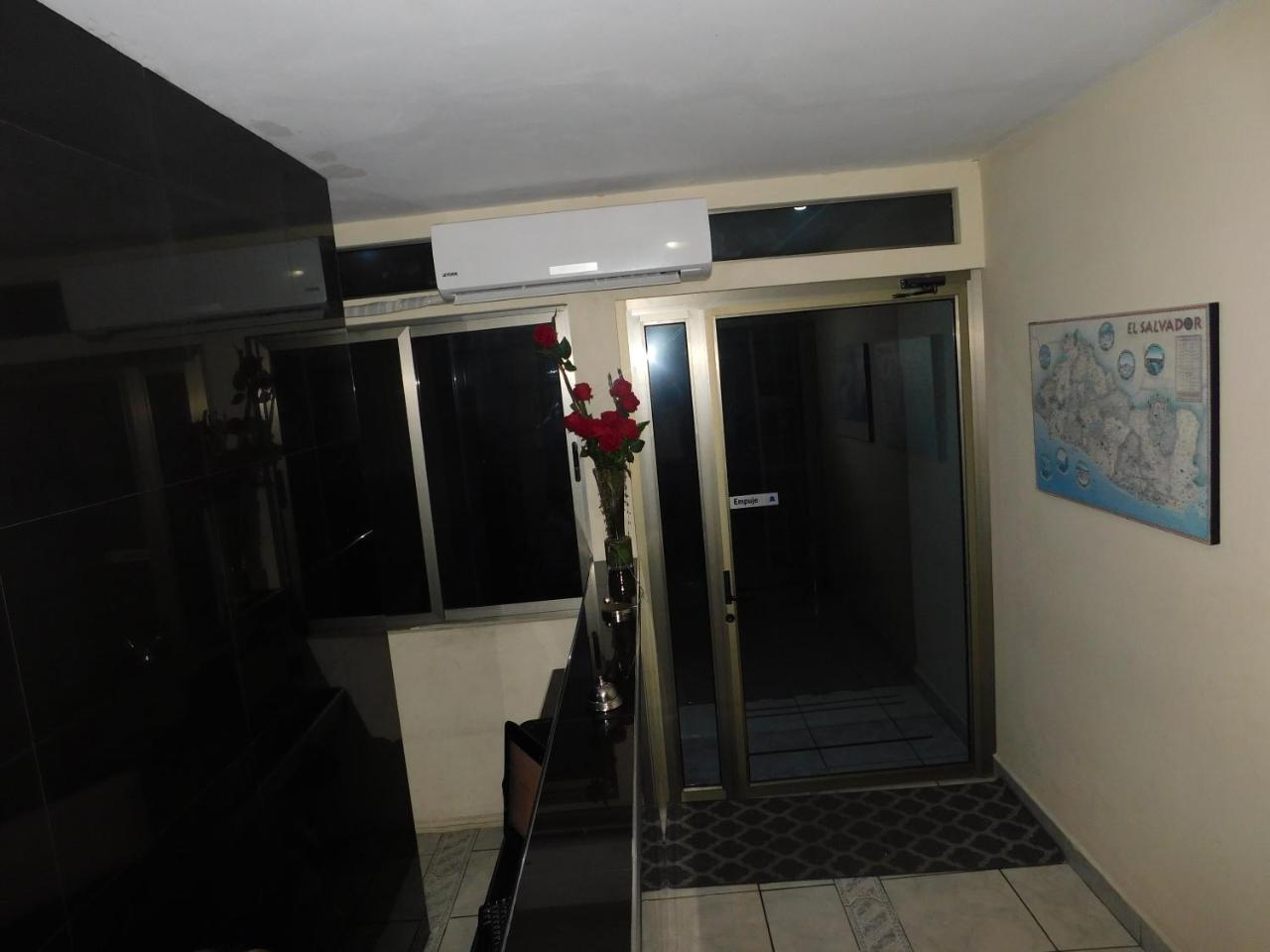 Hotel San Jose Hostal San Salvador Buitenkant foto